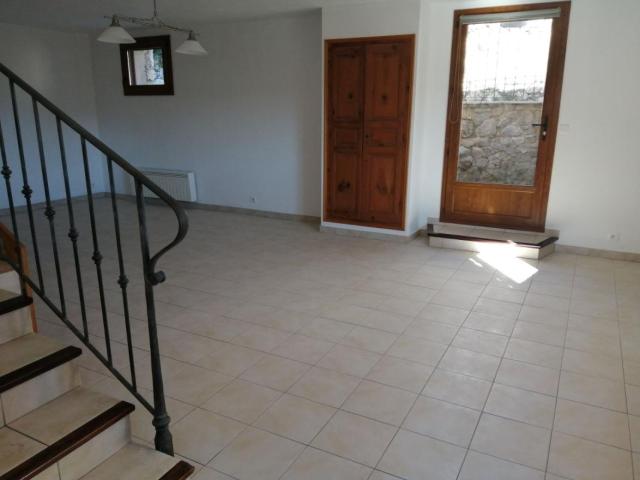 Maison location à Bézaudun-les-Alpes, Alpes-Maritimes