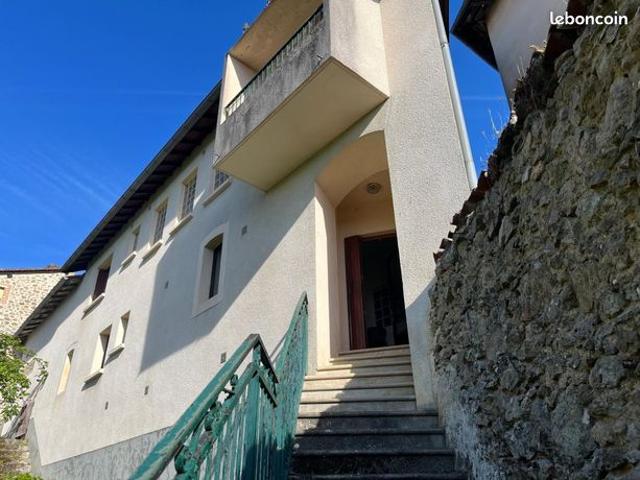 Maison vente à Rochechouart