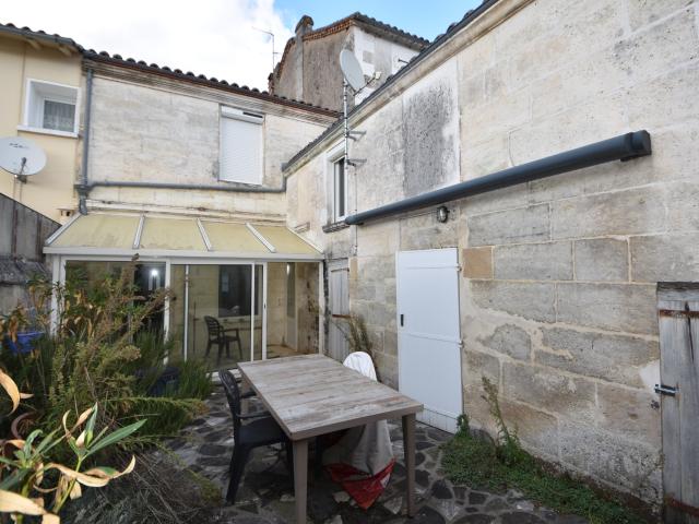 Maison vente à Montbron, Charente