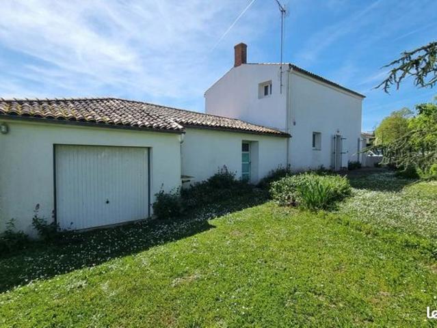 Maison vente à Saint-Michel-en-l'Herm, Vendée