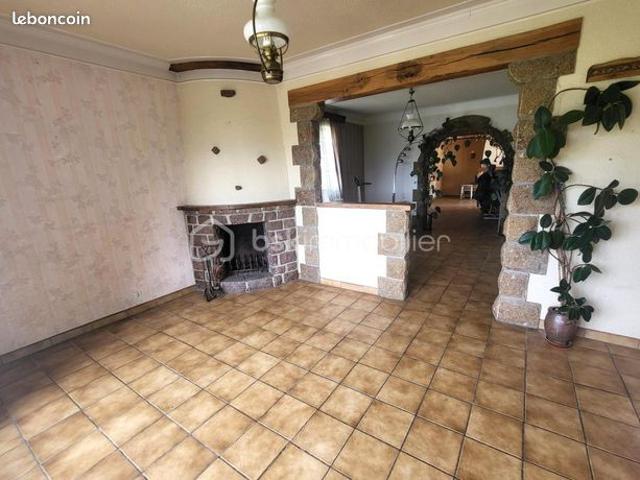 Maison vente à Avranches, Isigny-le-buat