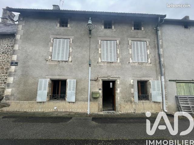 Maison vente à Riom, Giat