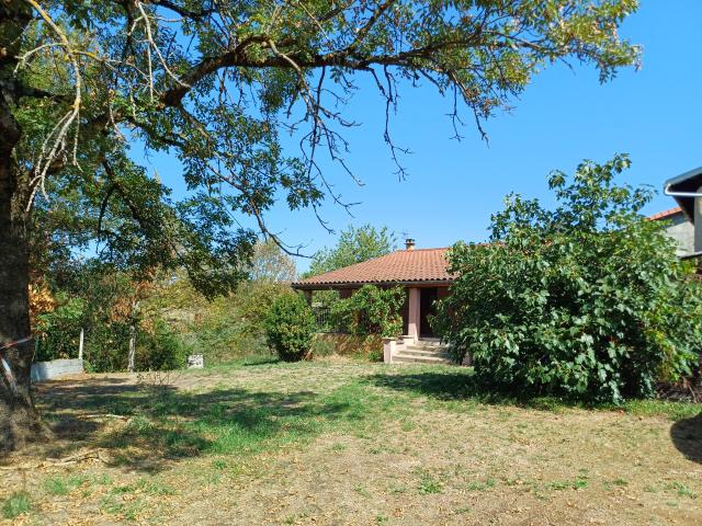 Maison vente à Les Petites Molles, Thiers