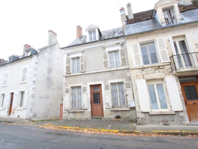 Maison vente à Bourges, Herry