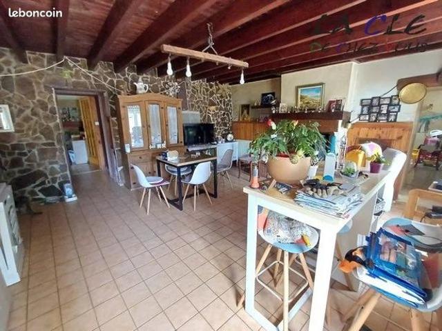 Maison vente à Parthenay, Saint-laurs