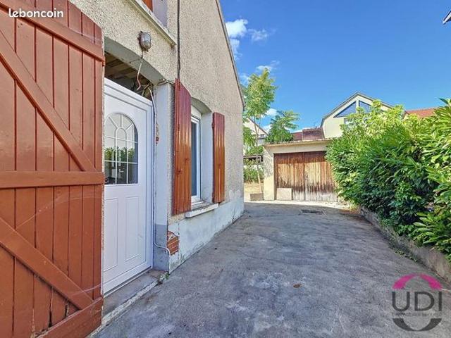 Maison vente à Montluçon, Désertines