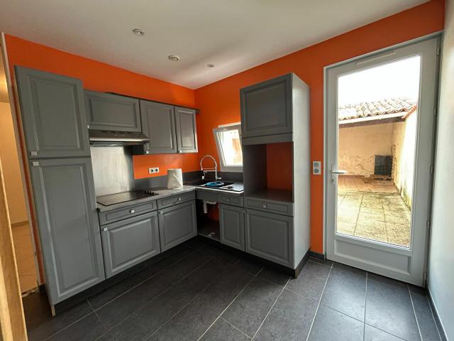 Maison location à Montmorillon, Civray