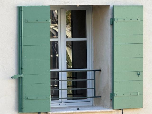 Maison vente à Arles, La Salle Les Alpes