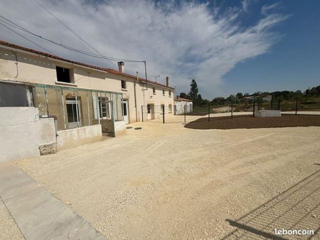 Maison vente à Saintes, Balanzac