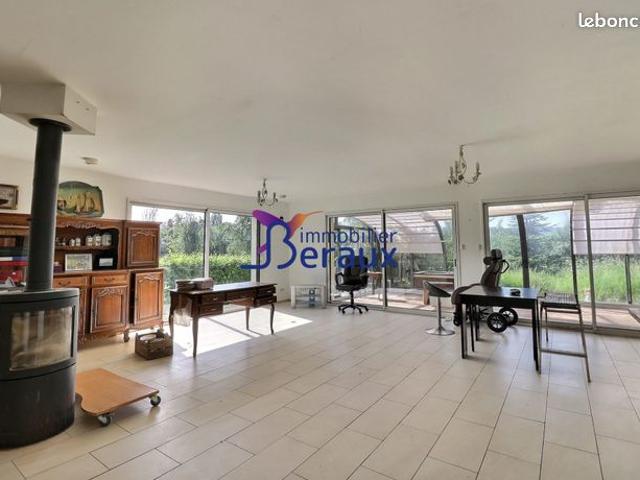 Maison vente à Rouen, Le Mesnil-sous-jumièges