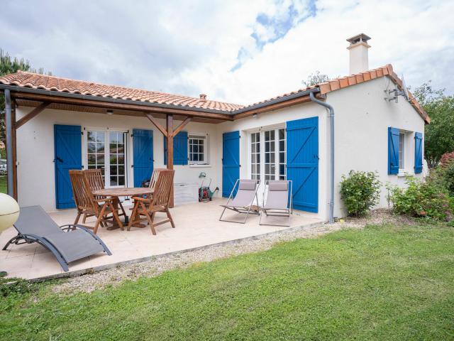 Maison vente à Parthenay, Vasles