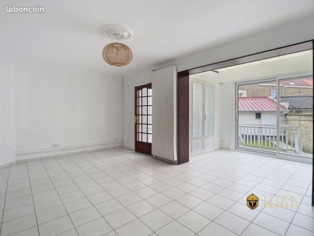 Maison vente à Dunkerque, Coudekerque-branche
