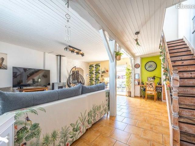 Maison vente à Rochefort, Ciré-d'aunis