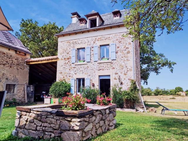 Maison vente à Villefranche-de-Rouergue, Lanuéjouls