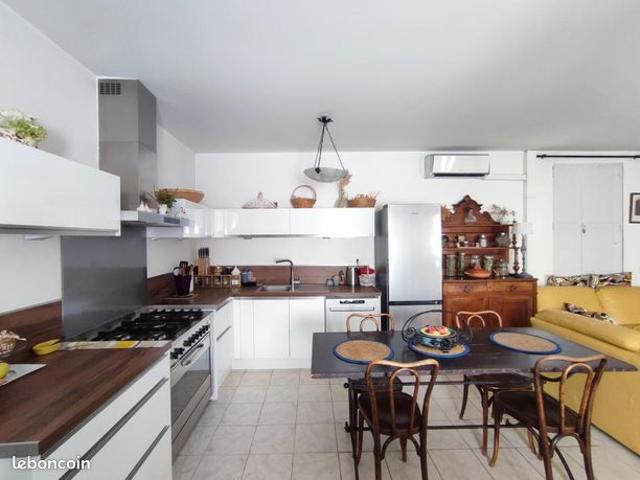 Maison vente à Nîmes, Montagnac
