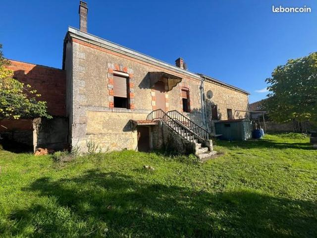 Maison vente à Angoulême, Montemboeuf