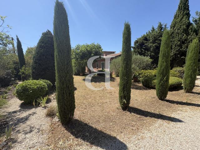 Maison vente à Carpentras, Bédoin
