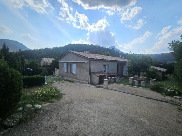 Maison vente à Castellane