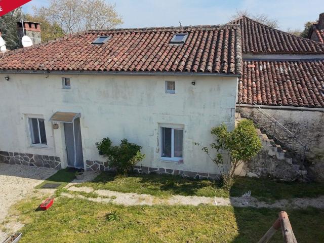 Maison vente à Montmorillon, Genouillé