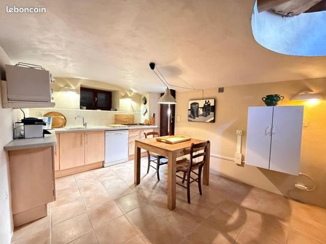 Maison vente à Alba-la-Romaine, Ardèche