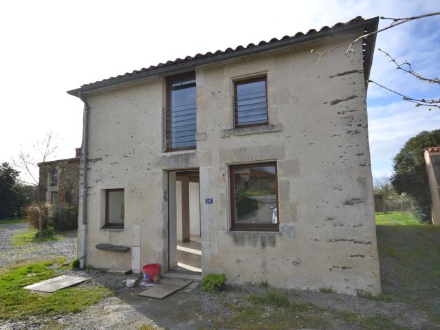 Maison location à Fontenay-le-Comte, Monsireigne