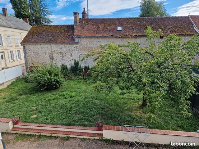 Maison vente à Auxerre, Vallan