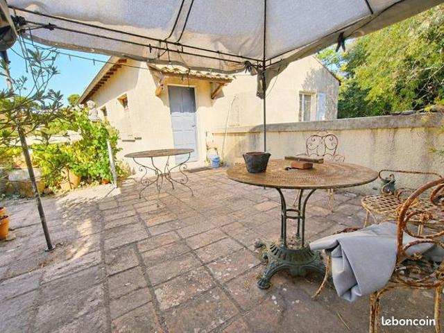 Maison vente à Nîmes, Gard