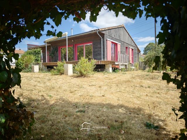 Maison vente à Niort, Mellé