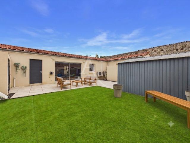 Maison vente à Terre-Neuve, Fontenay-le-Comte
