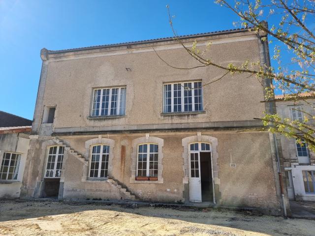 Maison vente à Cognac, Jarnac