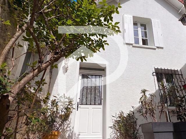 Maison vente à Saint-Germain-en-Laye, L'etang-la-ville