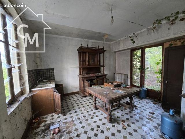 Maison vente à Saint-Amand-Montrond, Meillant