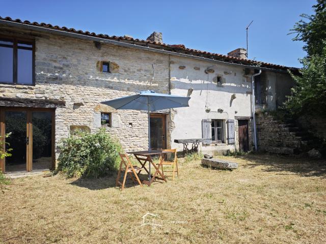 Maison vente à Niort, Messé