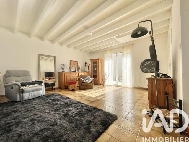 Maison vente à Saint-Omer, Acquin-westbécourt