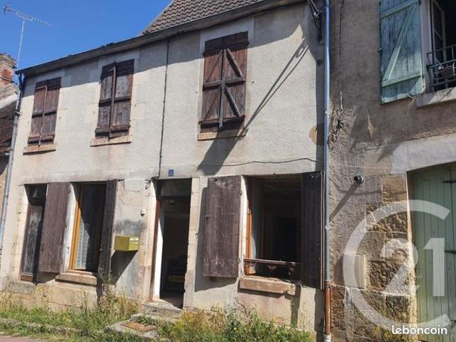 Maison vente à Clamecy, Varzy