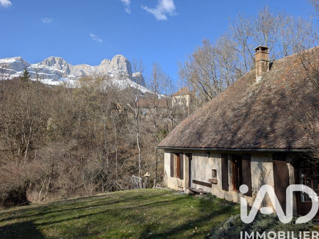 Maison vente à Grenoble, Château-bernard