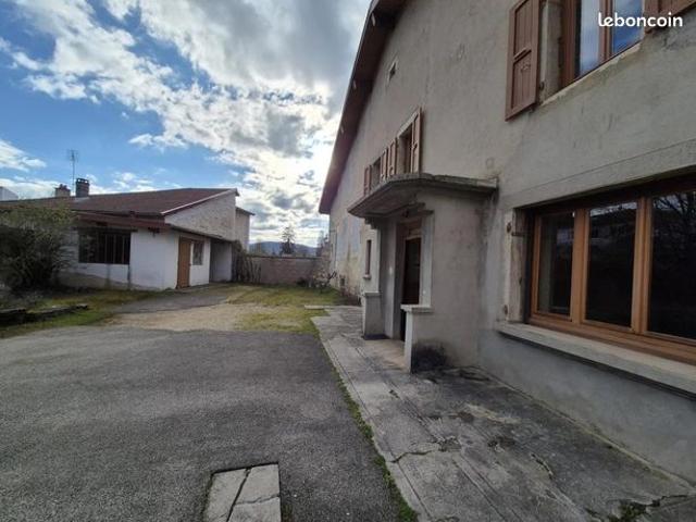 Maison vente à Bellignat, Guadeloupe