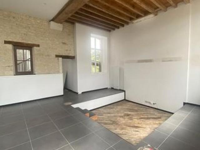 Maison vente à Auxerre, Charbuy