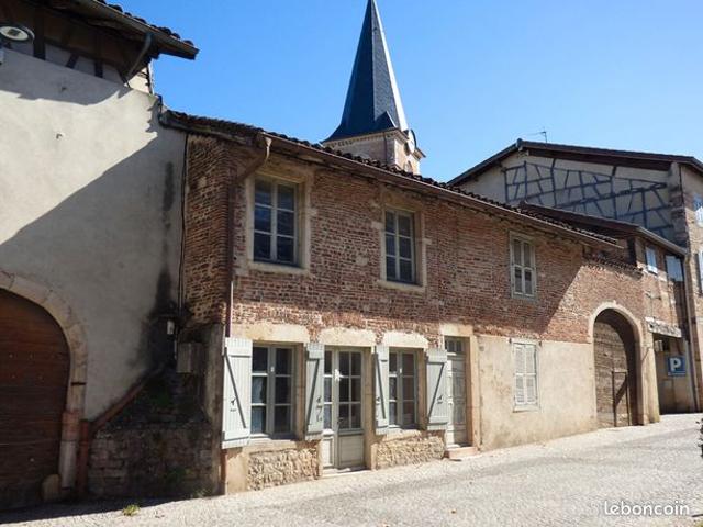 Maison vente à Saint-Trivier-de-Courtes, Ain