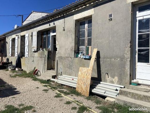 Maison vente à Saint-Estèphe, Gironde