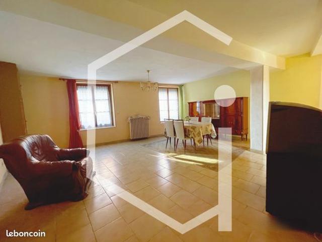 Maison vente à Clamecy, Entrains-sur-nohain