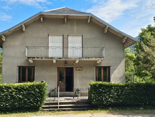 Maison vente à Chambéry, Saint-alban-de-montbel