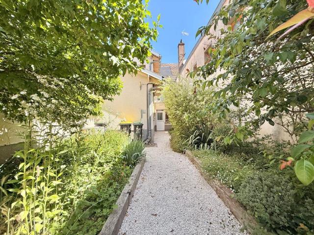 Maison vente à Dijon, Pontailler-sur-saône