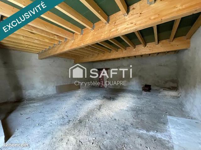Maison vente à Saint-Jean-d'Angély, Asnières-la-giraud