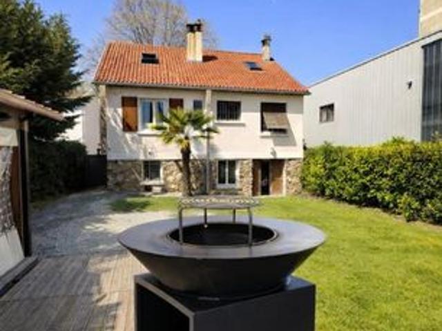 Maison vente à Dreux, Montreuil