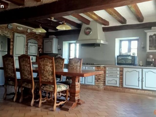 Maison vente à Saint-Amand-Montrond, Saint-pierre-les-etieux