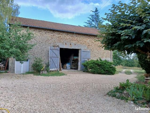 Maison vente à Rochechouart, Oradour-sur-vayres