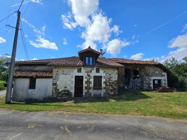 Maison vente à Confolens, Nouvelle-Aquitaine