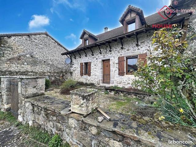 Maison vente à Nontron, Saint-saud-lacoussière