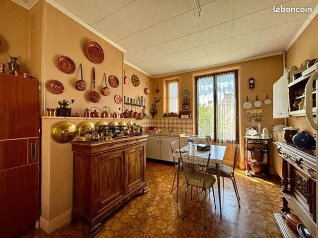 Maison vente à Laon, Roucy